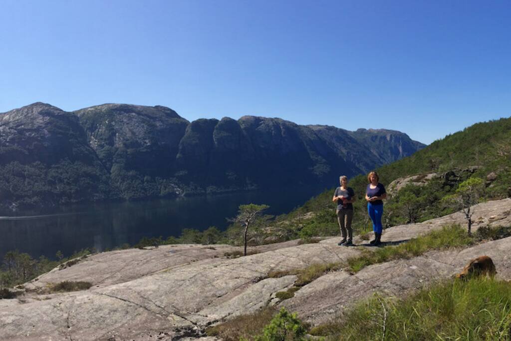 Hikers in Lysefjorden
