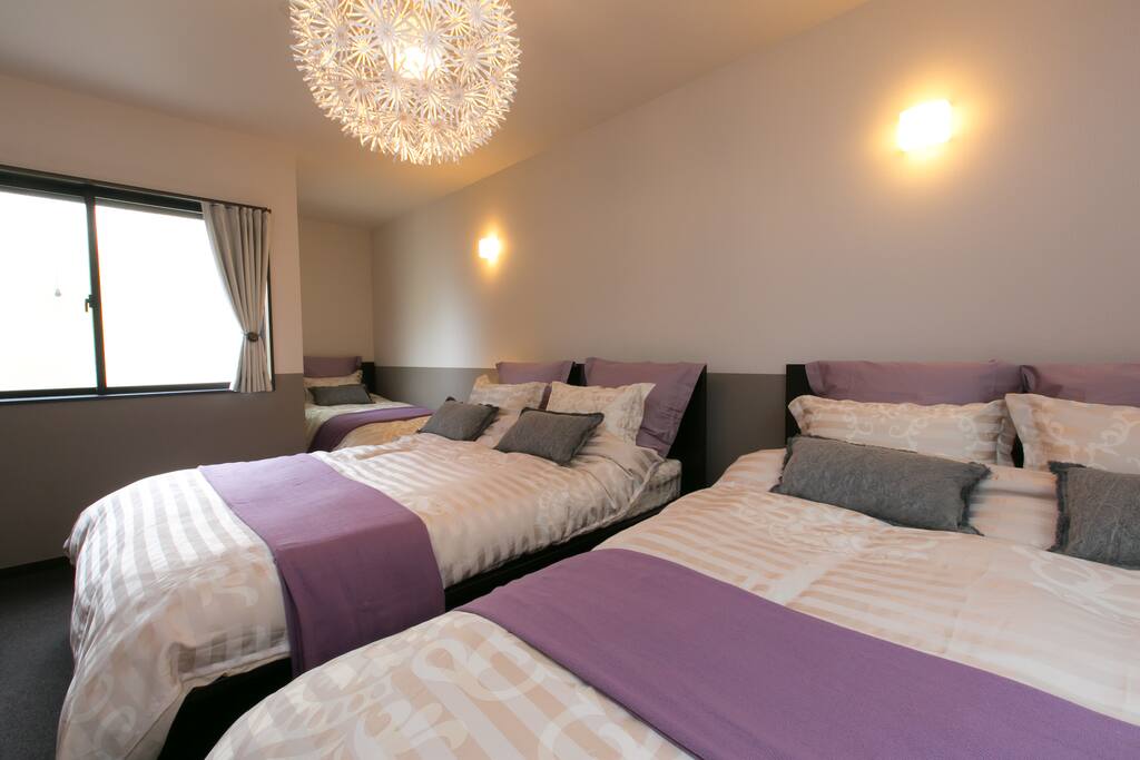 2 double beds