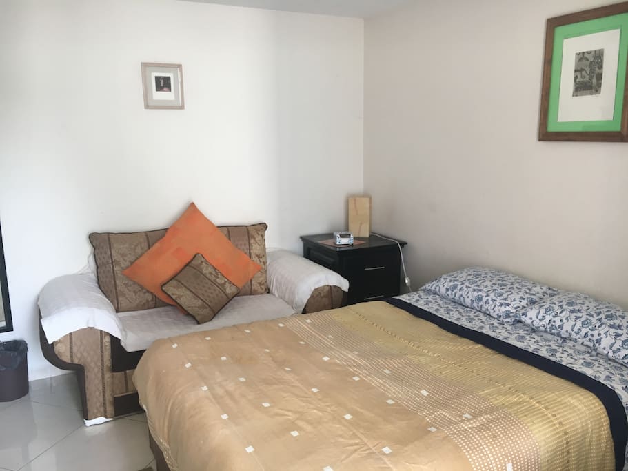 Sillón y cama