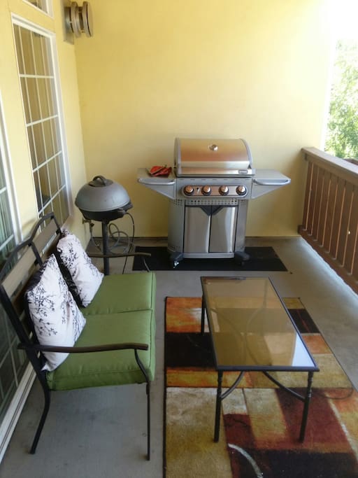 comfy balcony with gas and electric grills