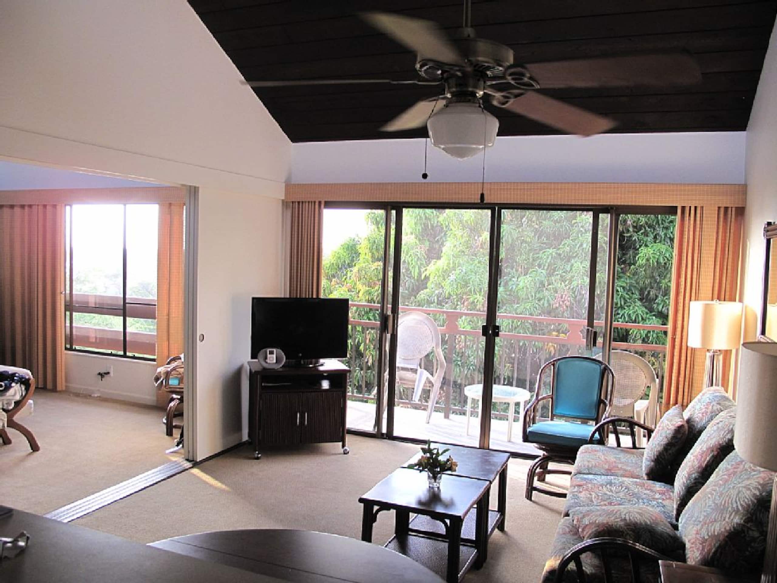 Condo in Kailua-Kona · ★5.0 · 1 bedroom · 2 beds · 1 bath - Image 4