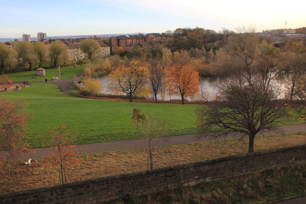 Lochend Park