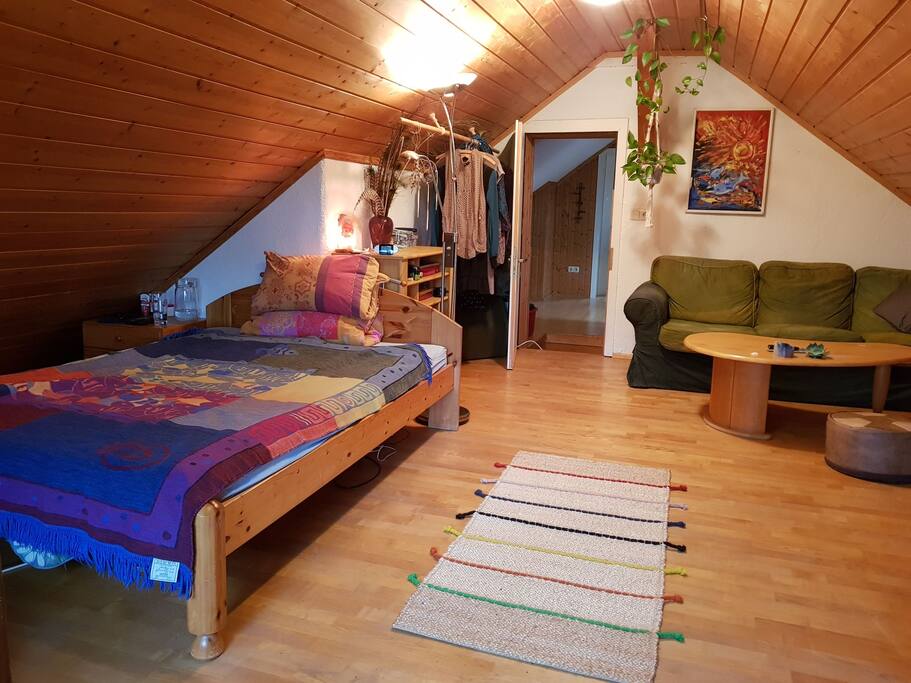 Schlaf- und Wohnzimmer