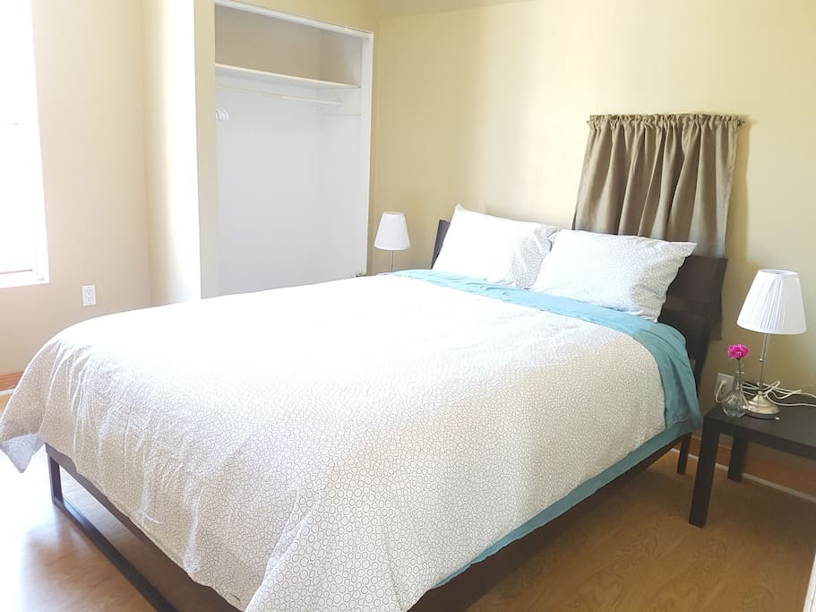 2nd bedroom