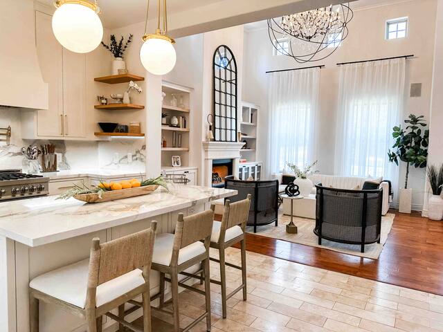 Luxury 3 Bedroom + Office in Zilker Neighborhood gallery image 4