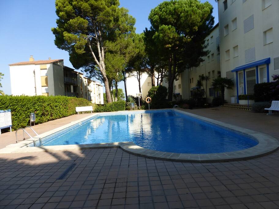 PISCINA COMUNITARIA