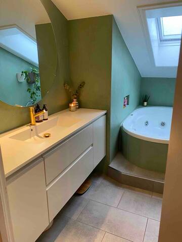 Stylish Grünerløkka penthouse with rooftop terrace gallery image 4