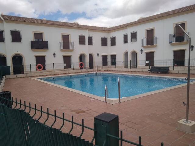 Nice apartment in private urbanization with pool.