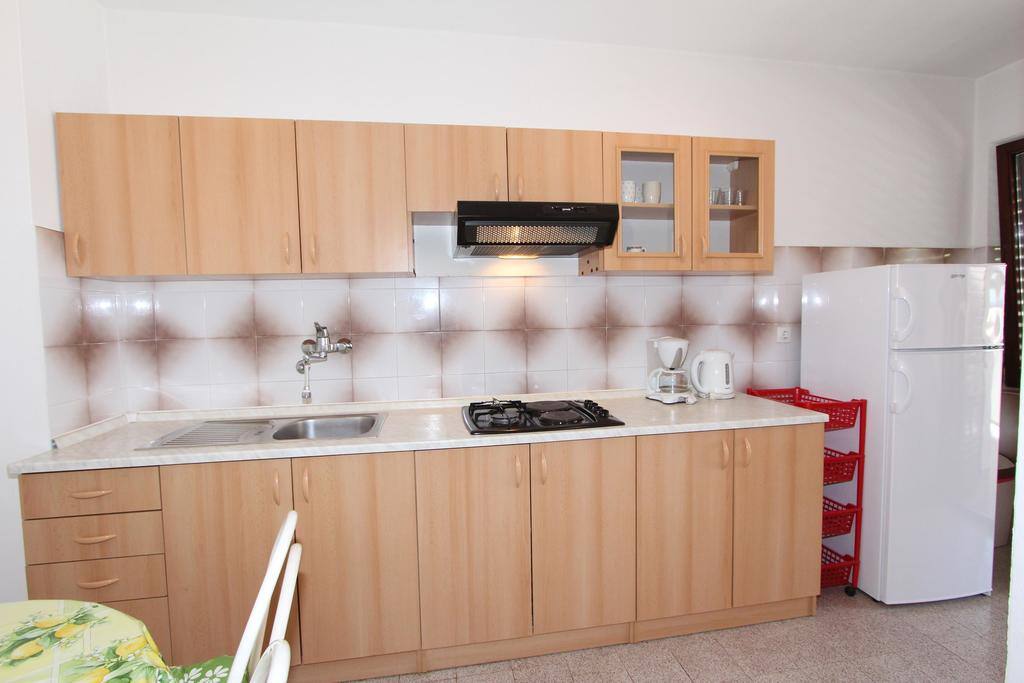 Kitchen and dining room