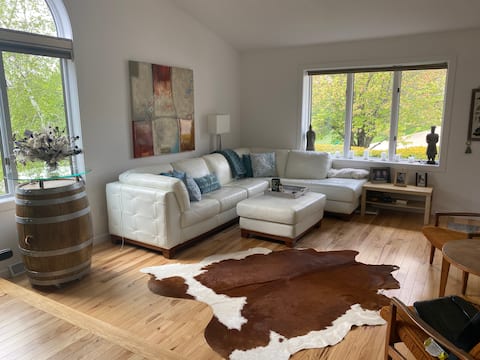 Spacious Home for Visitors & Athletes