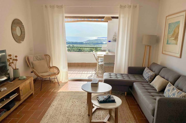 Lujoso Apartamento Duplex Con Increibles Vista - Minorca