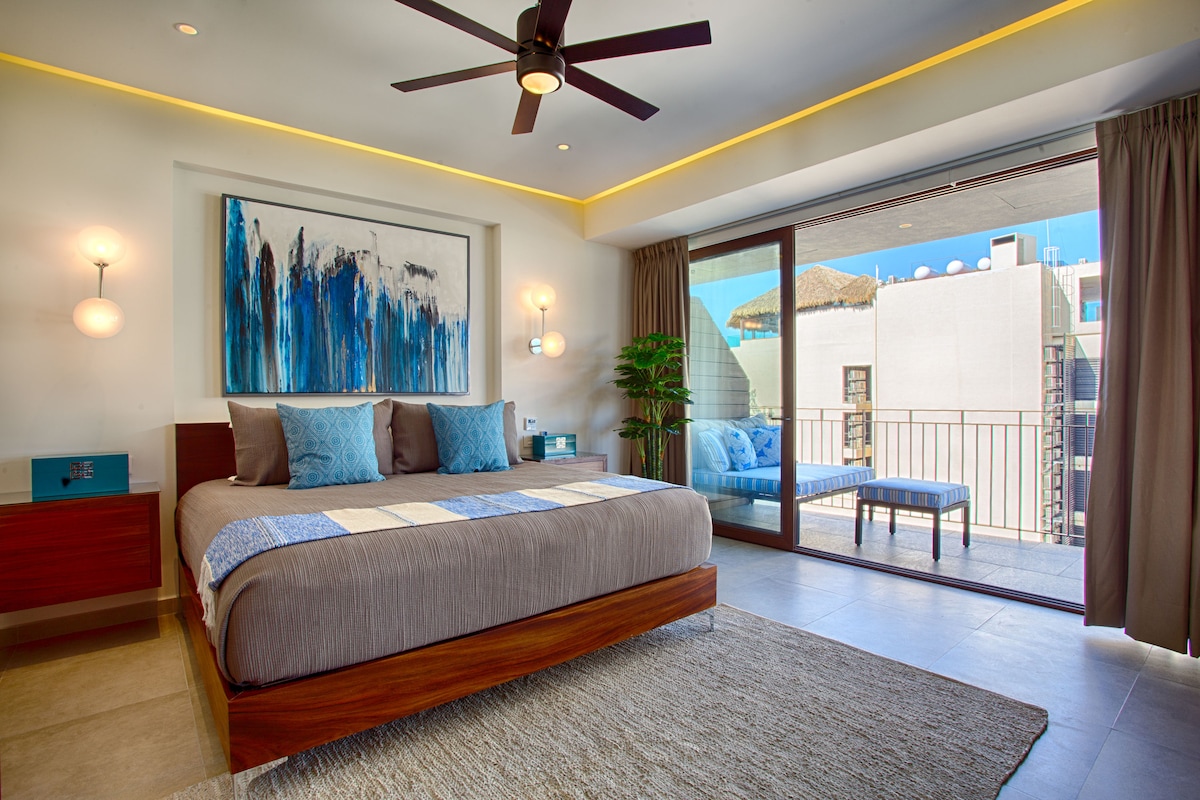 Მთავარი საძინებელი გადის აივანზე