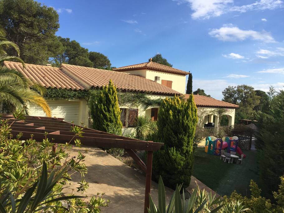 South Facing "Villa del Sol"