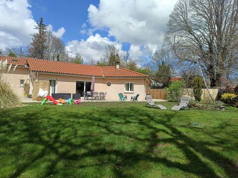 Gîte Le Marly, Les Terres de l 'Aigue