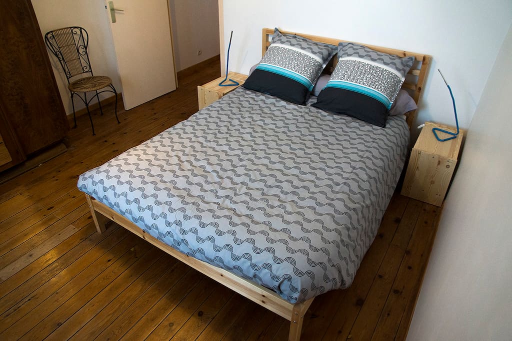 Chambre lit double 1er étage