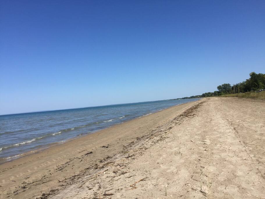 World's longest fresh water beach