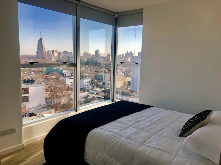 Apartamento de 2 dormitórios novo com piscina em Palermo Hollywood