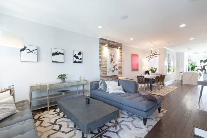 DC Escape- Cozy and Stylish Stay + Private Hot Tub gallery image 4