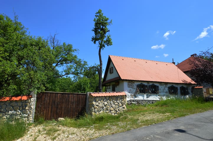 Airbnb Baia Sprie Holiday Rentals Places To Stay