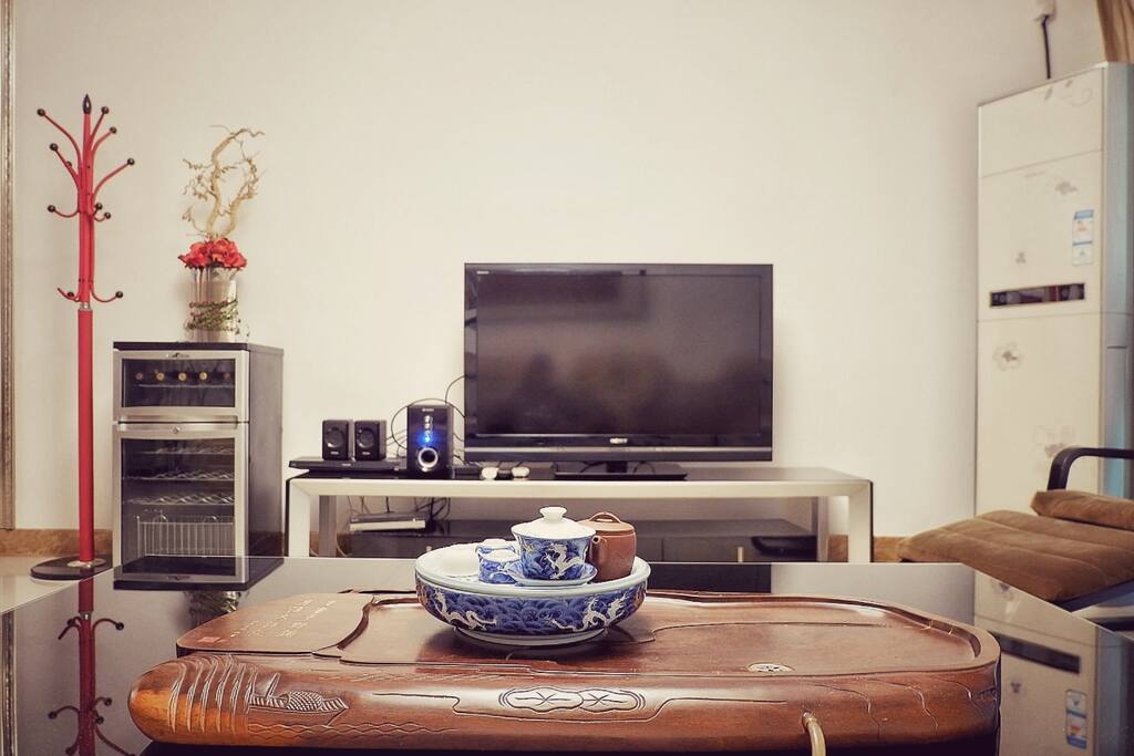 一茶,一坐,一天