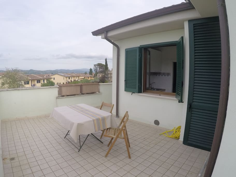 tavolo all'aperto