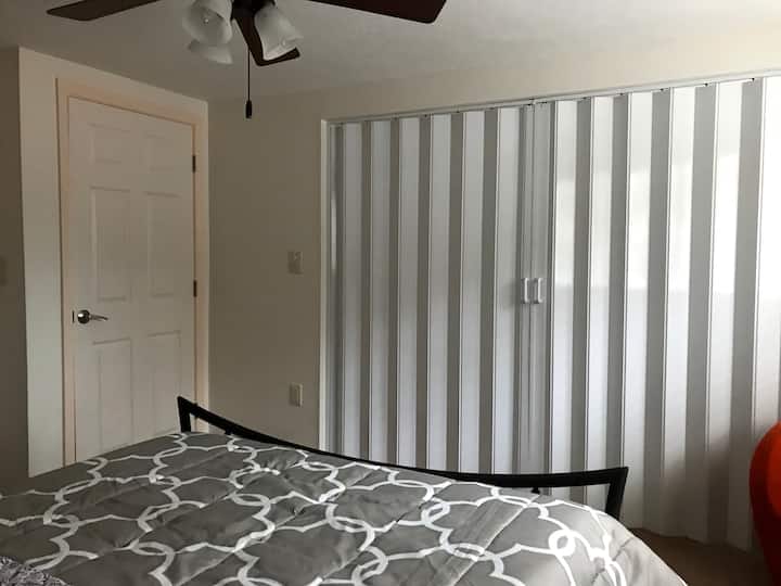 מגיע לכם את הטוב ביותר, וזה מה שאתם מקבלים ב - Airbnb של סמה