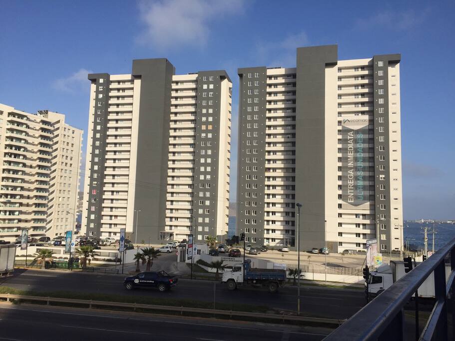 Vista del acceso al edificio