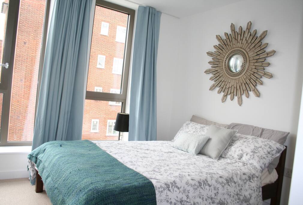 A super-comfy double bed with a memory foam mattress