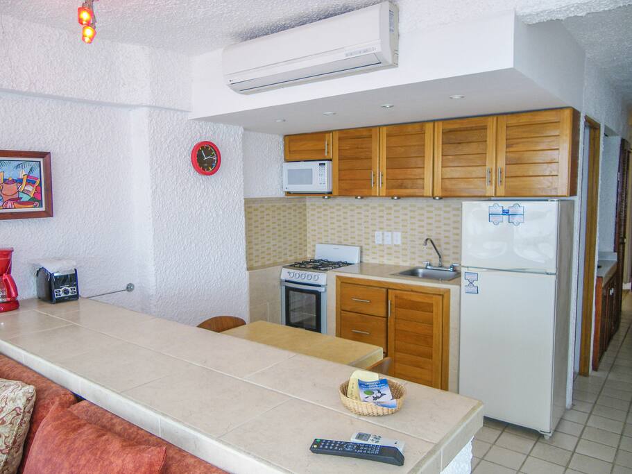 complete kitchen