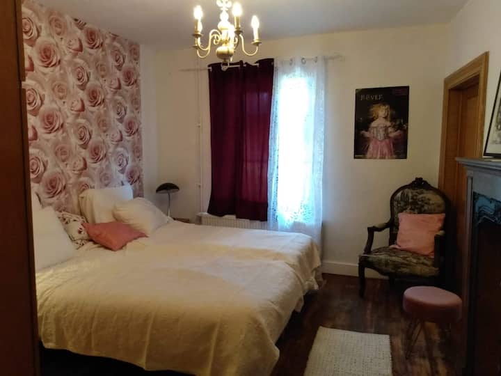 浪漫的房间（ # 4 ） ， 2张单人床或1张双人床 