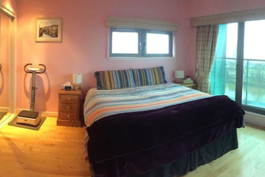 Master bedroom. Superking size bed & ensuite.