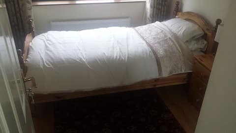 Single bed in box room