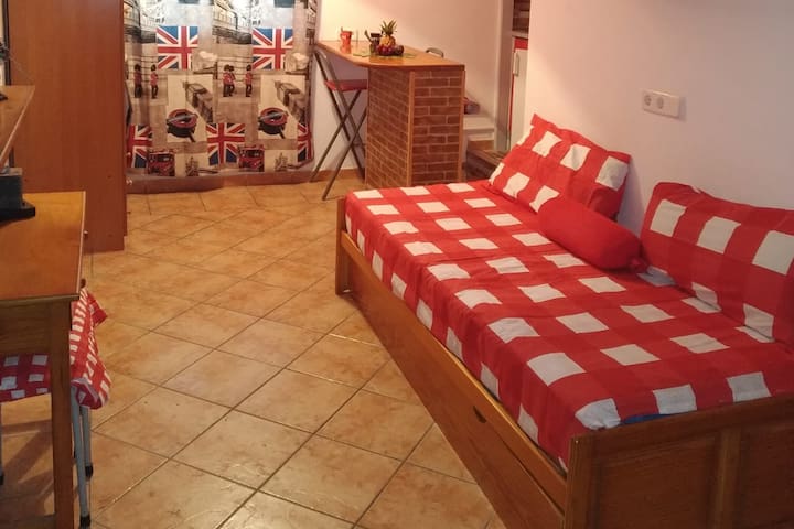 Renovated studio in the center of Cala Ferrera !!