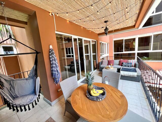 Stylish Langosta Escape•Walk to Beach & Tamarindo