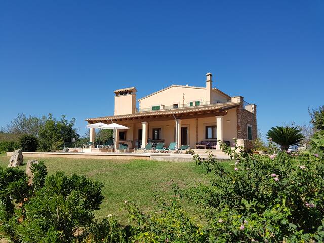Entire home with 5 bedrooms in Manacor - Casa rural mallorquina cerca de la playa