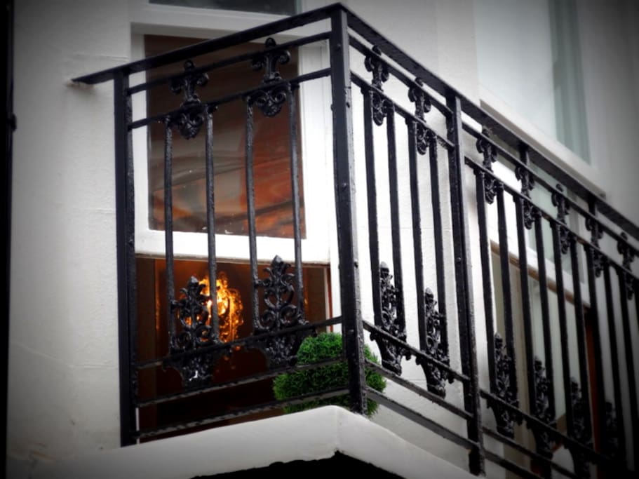 Juliette Balconies