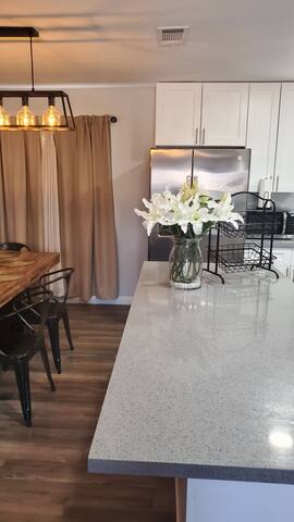 Ellas house! gallery image 4