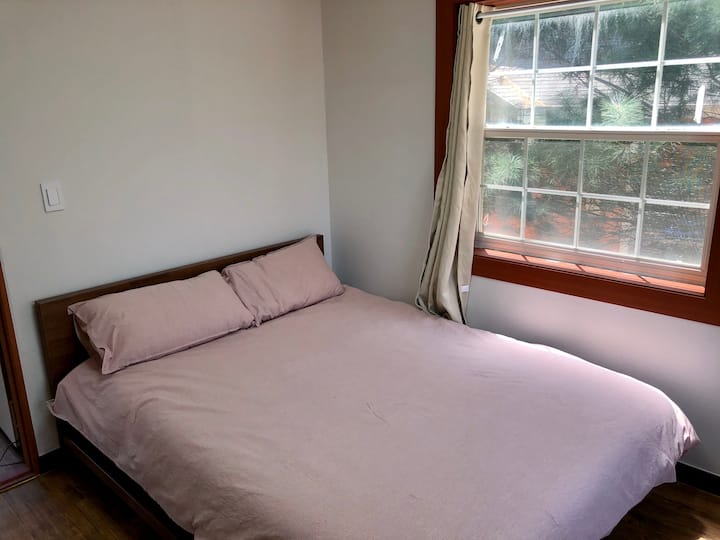 غرفة النوم 1