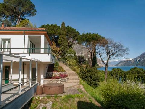 Lake Como / Il Cubetto Primaitum  (097045CNI00002)