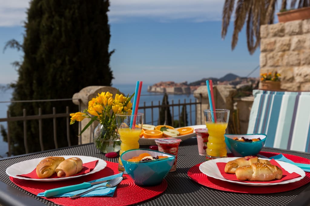 Lovely shared terrace