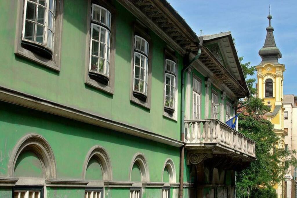 Its address and entrance is Fő utca 82-84. Go early in the morning and you might have the whole place for yourself alone.