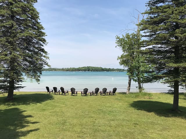 Airbnb Traverse City Vacation Rentals Places To Stay