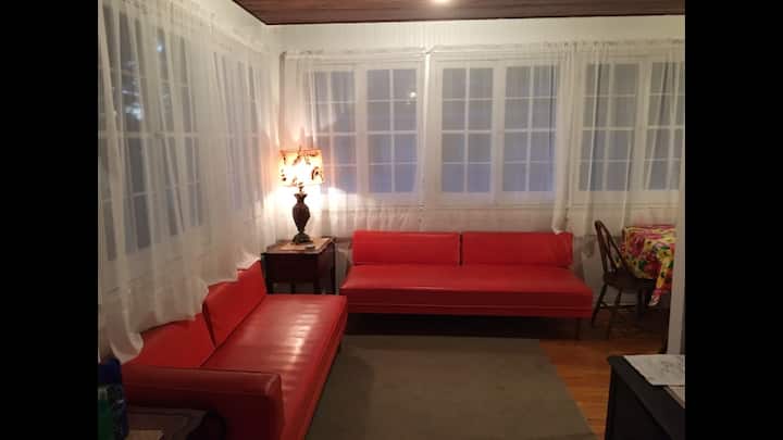 Lakefront Cottage In Historic Idlewild - Baldwin, MI