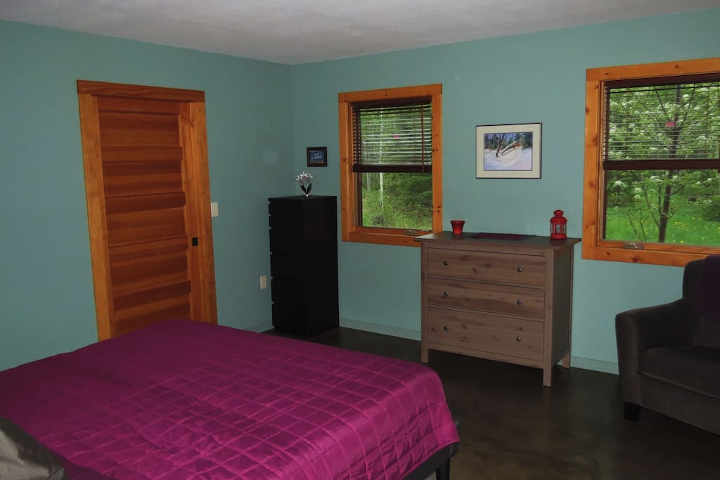 Plenty of storage & large, airy windows