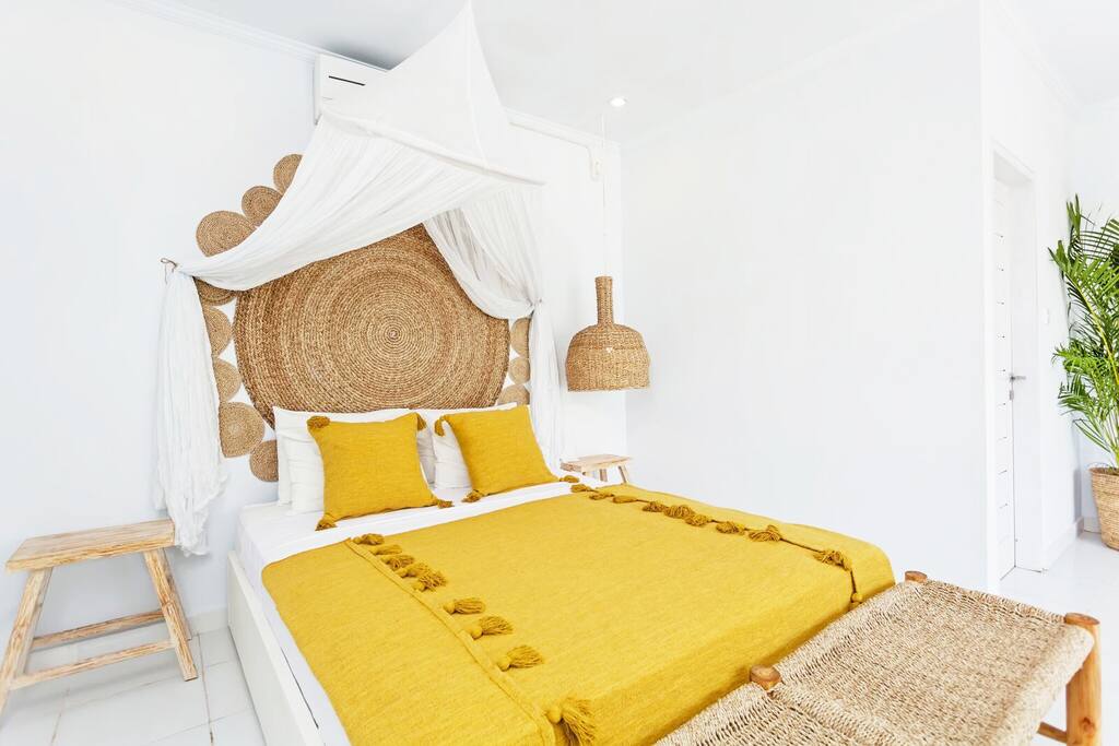 Room 2. Villa Hart