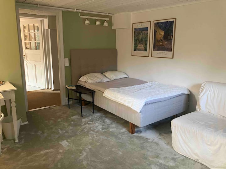 საძინებელი 1