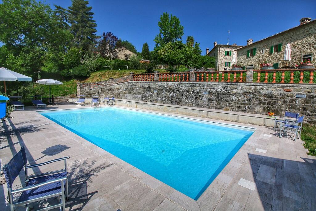 Holiday Home Swimming Pool