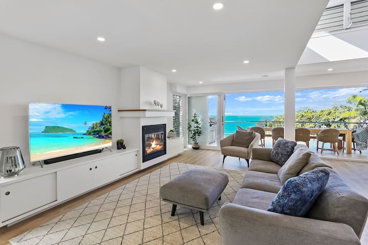 Walking on Sunshine – Walk to beach & Village