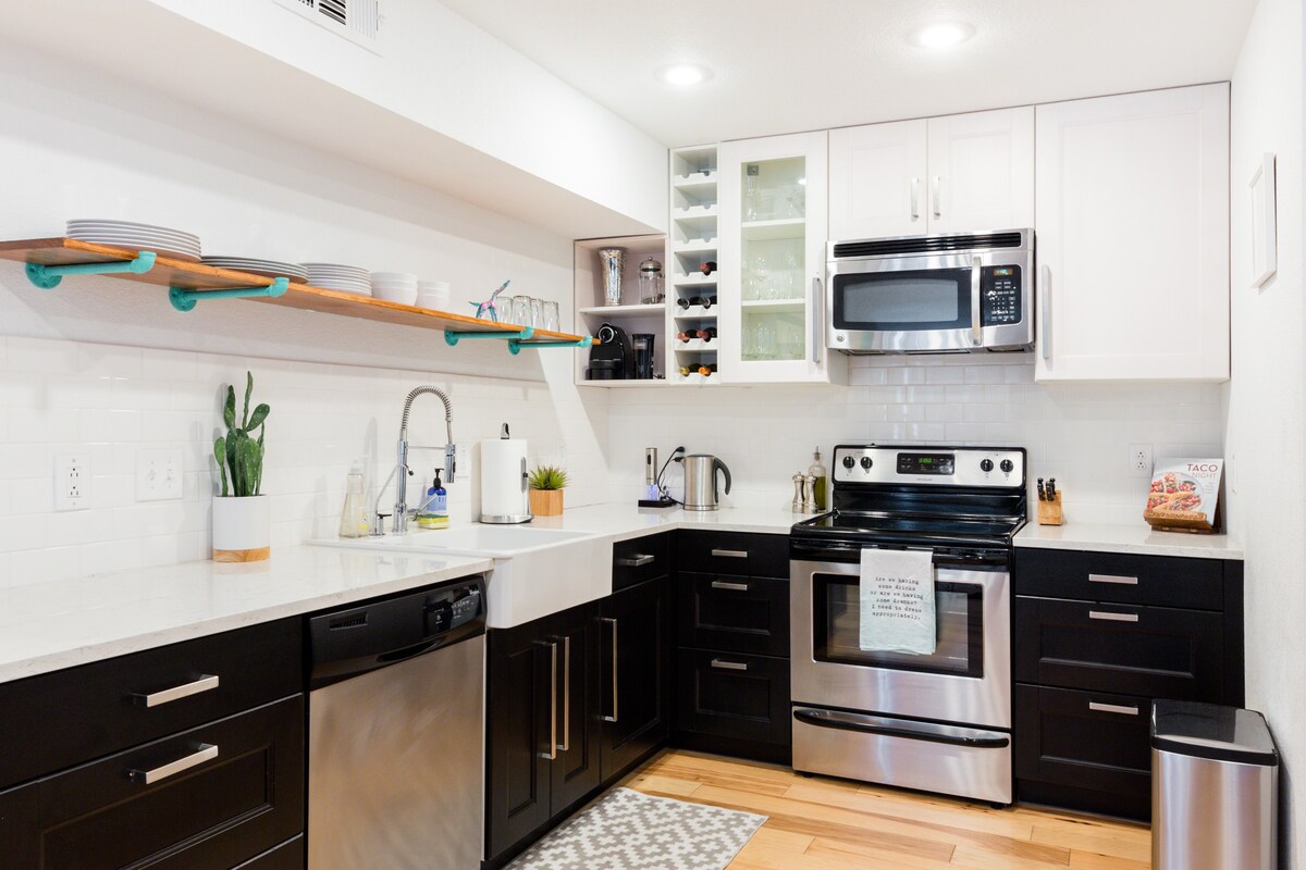 Explore Downtown Austin from a Hip Condo