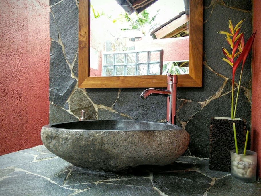 Natural stone sink with hot water